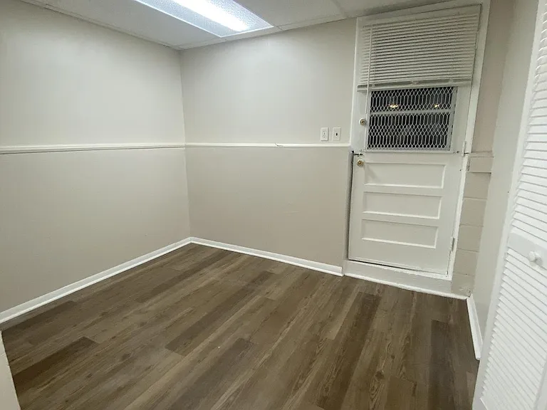 6920 Digby Rd — Photo 33