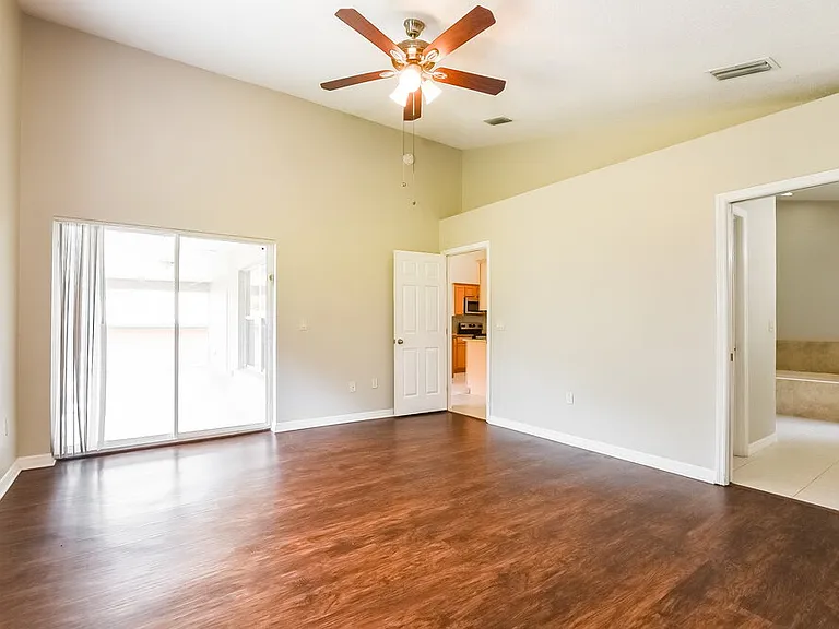 1436 Lake Marion Dr — Photo 5