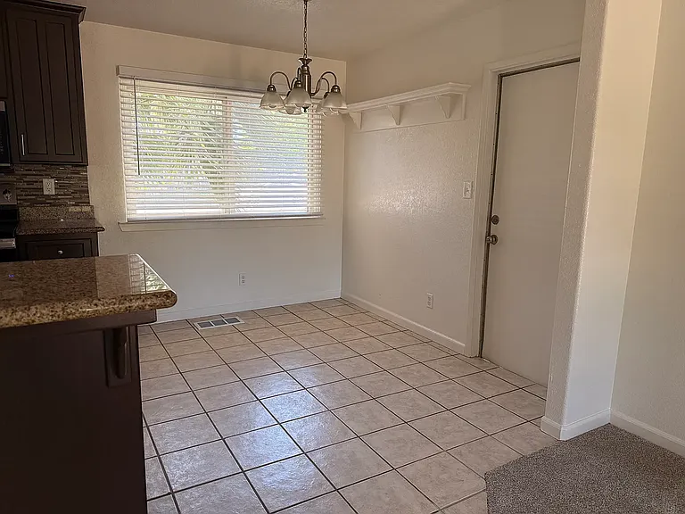 5006 Karyn Dawn Dr — Photo 5