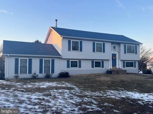 6836 Brianwood Ct, Bealeton, VA 22712