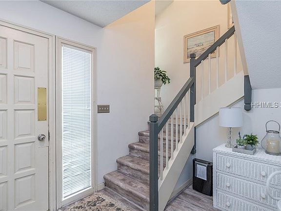 3rd image of 5 Haul Away APT 43
