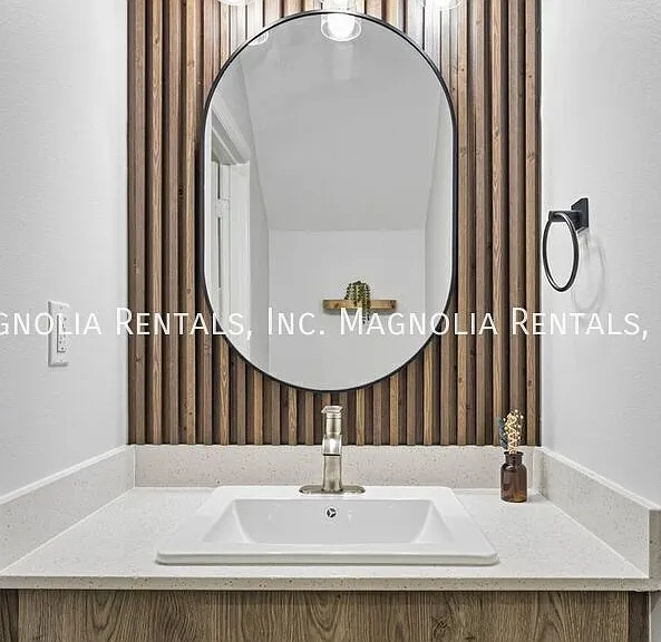 4904 Toronto Ave #2 — Photo 6