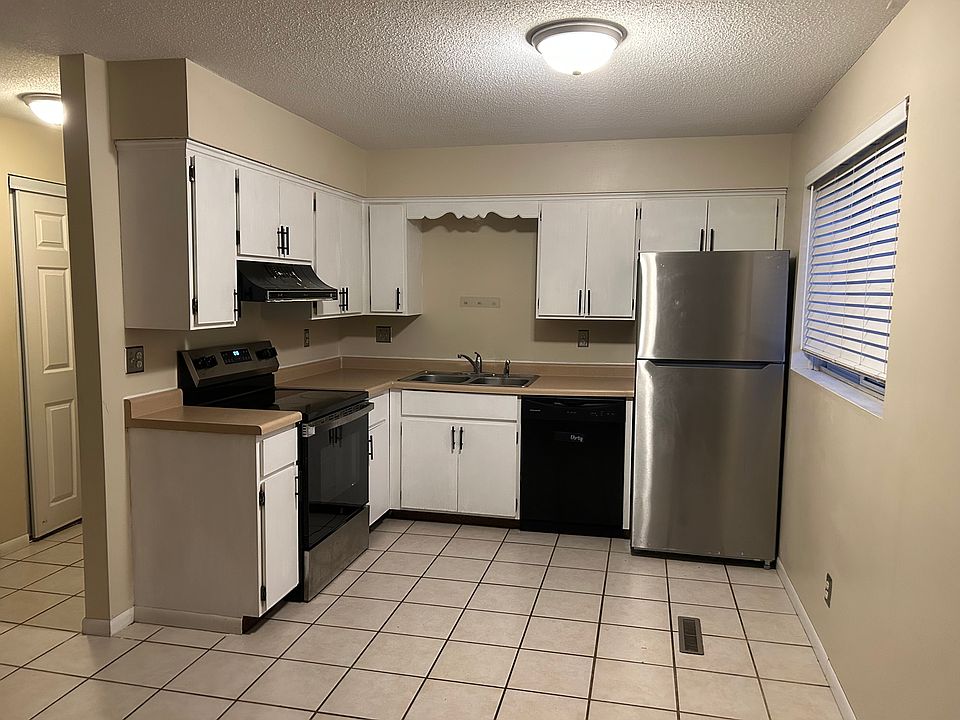 1st image of 973 County Road D E APT 1