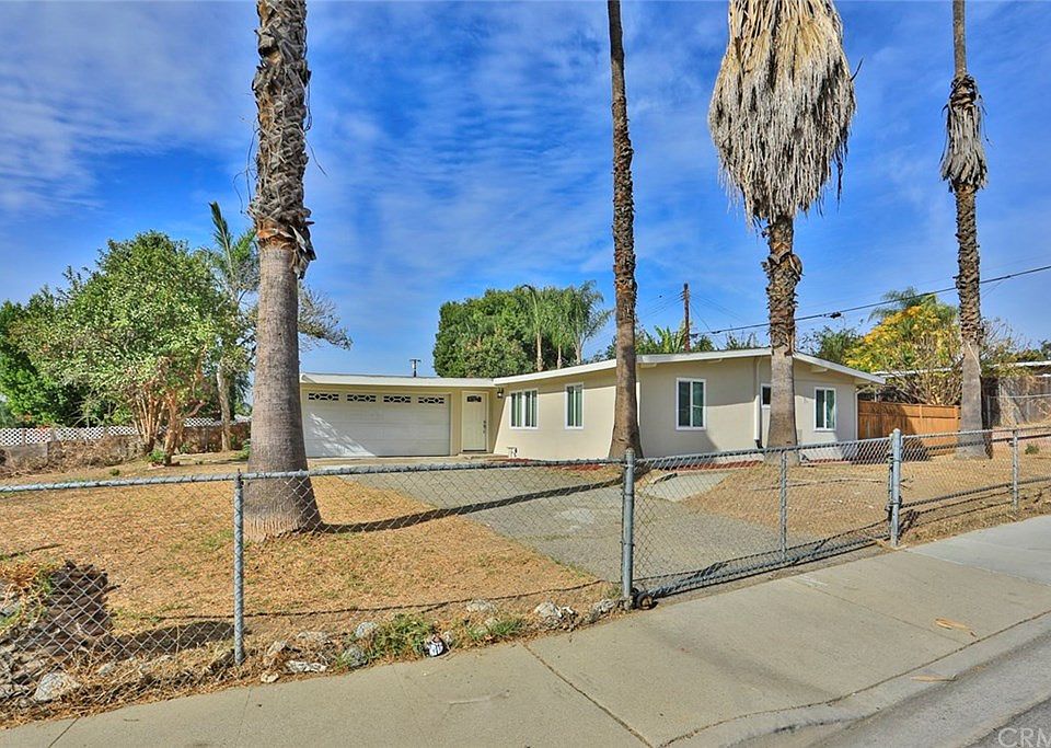 1st image of 973 Hyde Ave