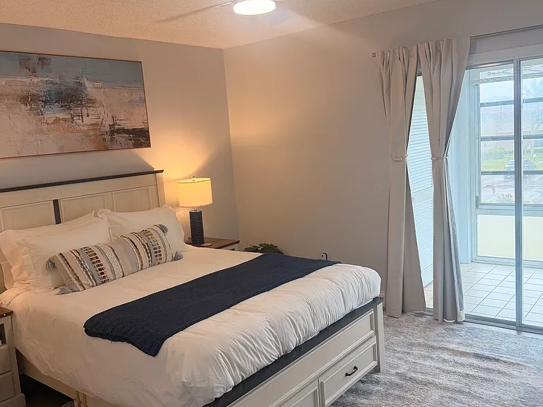 75 Royal Oak Ct #201 — Photo 13
