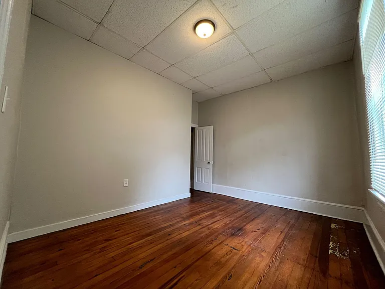 601 Highland Ave SE #B — Photo 8