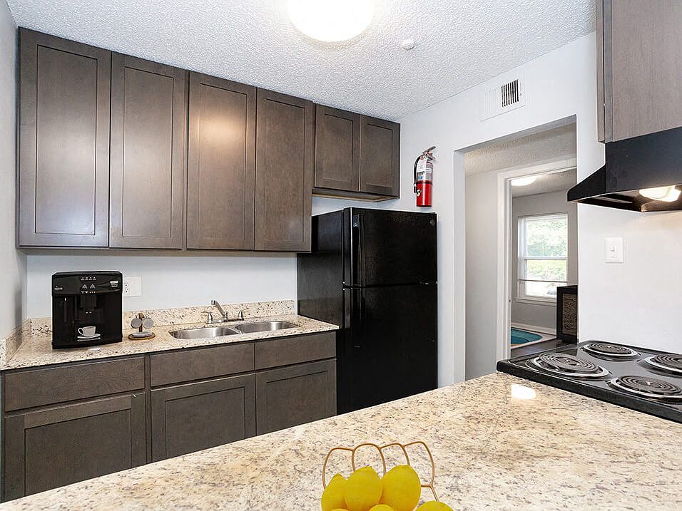 Fully-Equipped Kitchen with Granite Counters