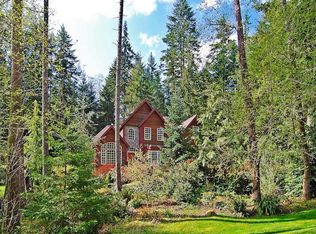 8625 NE Stager Ct, Bainbridge Island, WA 98110
