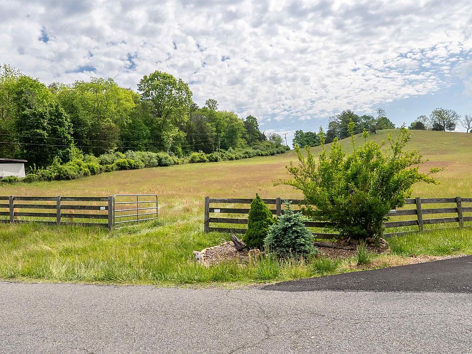 1st image of Reed Creek Rd