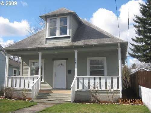 2nd image of 4047 SE 65th Ave