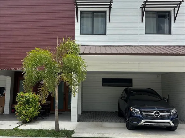 958 NW 10th St Unit 4, Florida City, FL 33034