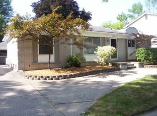 39217 Dillingham St, Westland, MI