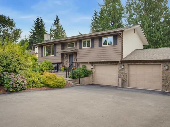 20424 43a Ave, Langley, BC V3A 3C8