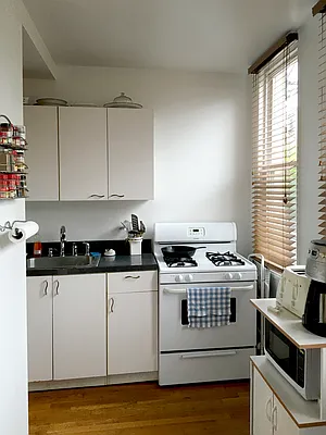 Rented by Awaye Realty Management LLC | media 16