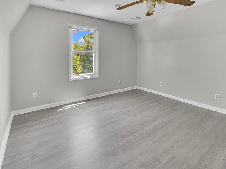 110 S Devine St #2 — Photo 12