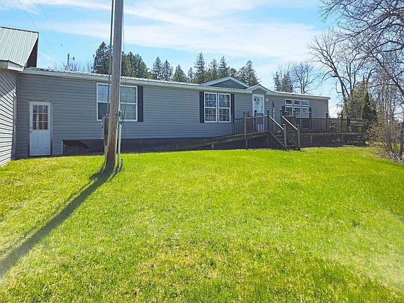 5th image of 427 Dewing Road