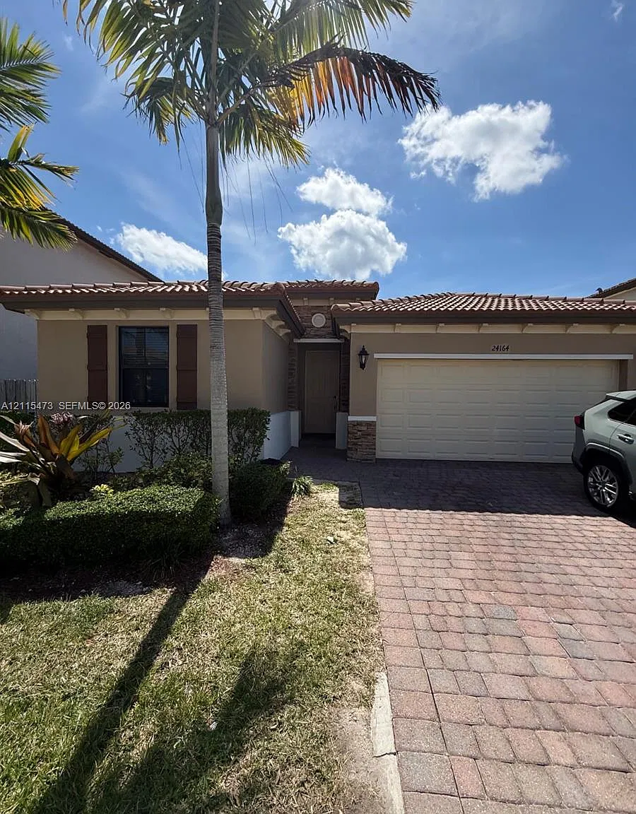 Silver Palm Southwest — Photo 1