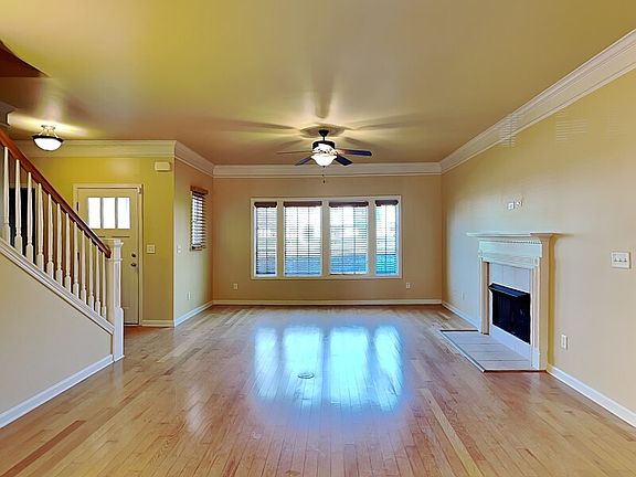2nd image of 1036 Portobello Rd