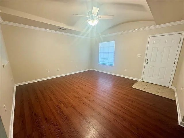 1805 Brookter St — Photo 3