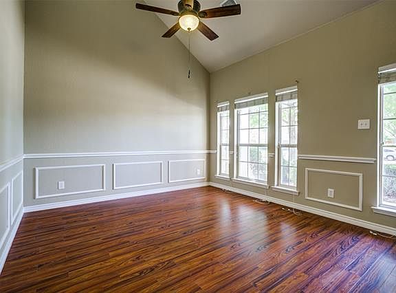 5th image of 3507 Everglade Ln