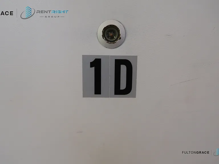 1361 N Ashland Ave #1D — Photo 1