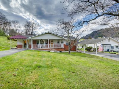 110 Dogwood Acres Rd, Hampton, TN, 37658