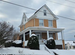 802 Harrison Ave, Jeannette, PA 15644