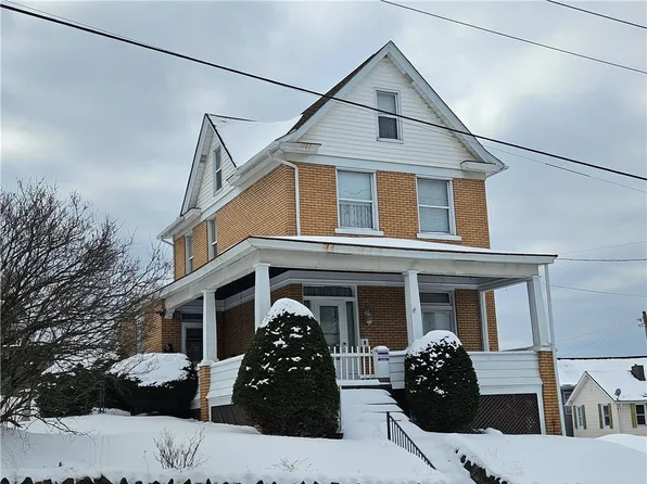 802 Harrison Ave, Jeannette, PA 15644