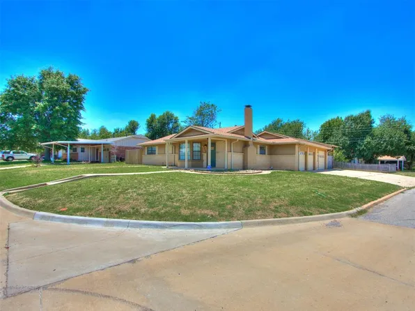 6233 N Hammond Ave, Warr Acres, OK 73122