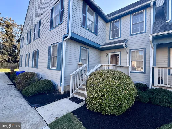 748 Westfield Dr, Riverton, NJ 08077