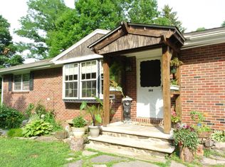 199 Dogwood Dr, Delaware Water Gap, PA 18327