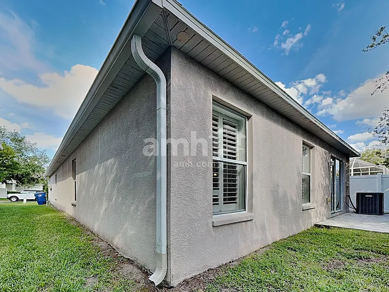 10234 Perthshire Cir — Photo 18
