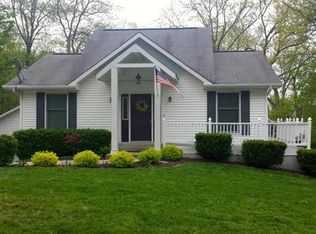 456 Nottingham Way, Lake Sherwood, MO 63357