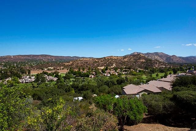 1st image of 15637 Vista Vicente Dr