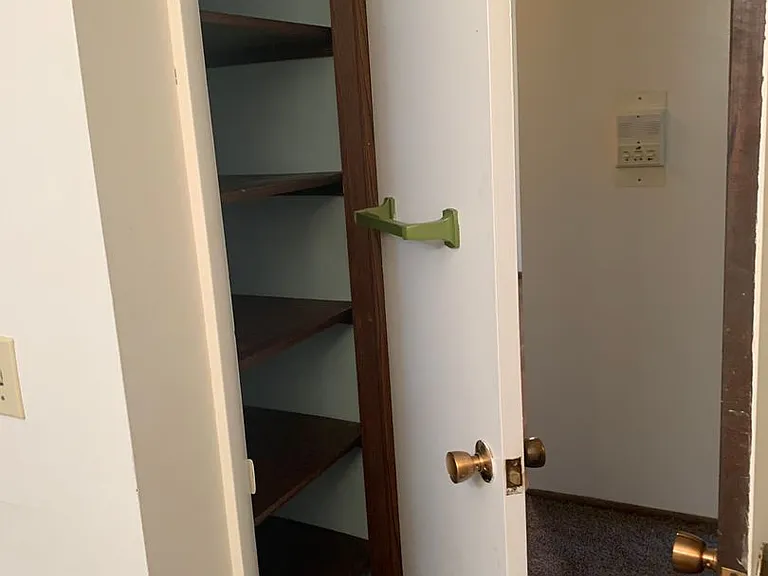 29 Alexander Ave — Photo 12