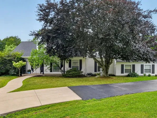 12070 Fowlers Mill Rd, Chardon, OH 44024