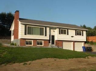 14 Butternut St, Hudson, NH 03051