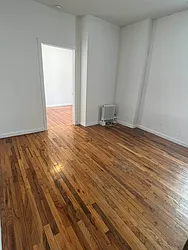 Rented by MOTION New York