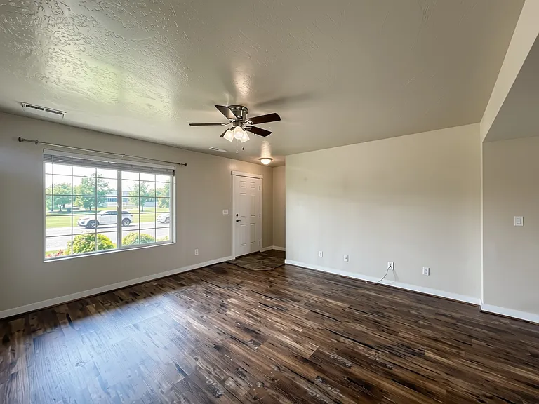 15876 Boulder Ridge Way — Photo 6