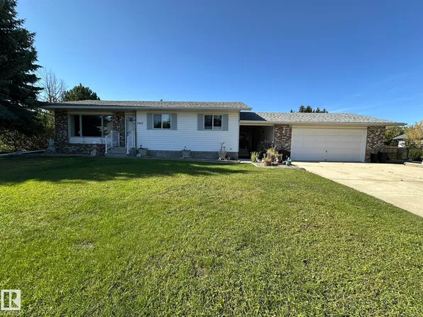 5412 43rd St, Smoky Lake, AB T0A 3C0