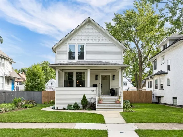 528 Ferdinand Ave, Forest Park, IL 60130