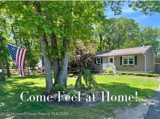 3 Newtons Corner Rd, Howell, NJ 07731