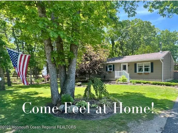 3 Newtons Corner Road, Howell, NJ 07731
