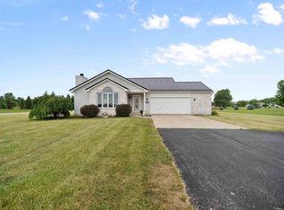 5620 N 300 W, Huntington, IN 46750