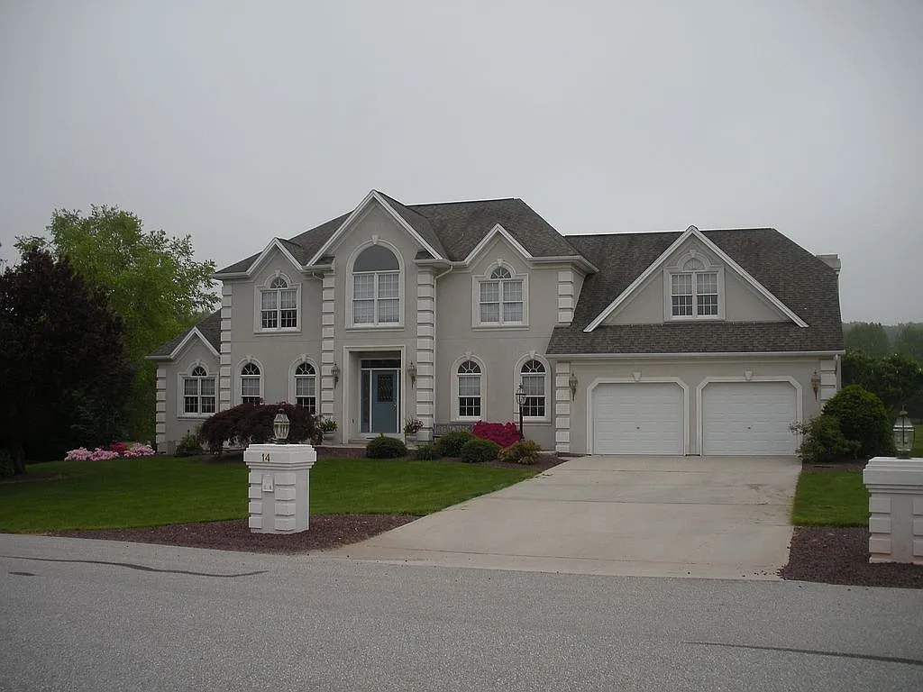 14 S Alydar Blvd photo 1