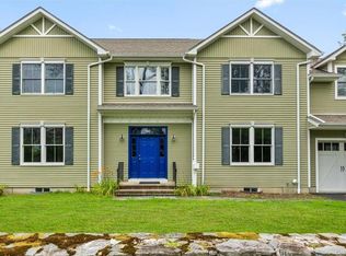 90 Central Ave, Rye, NY 10580