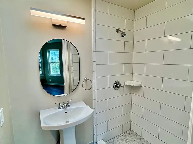 PM0372 — Photo 12