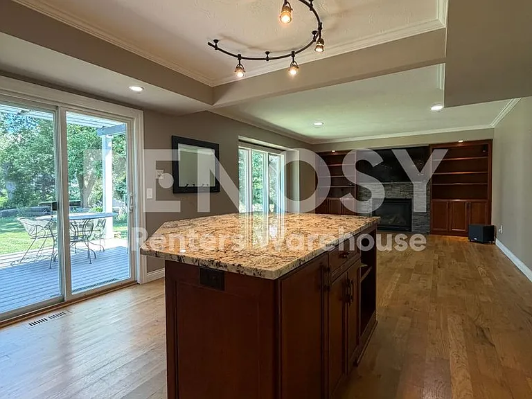 14525 Glendale Ave SE — Photo 5
