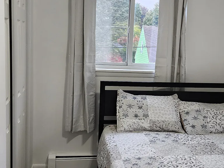 38 Hill Ave #6 — Photo 14
