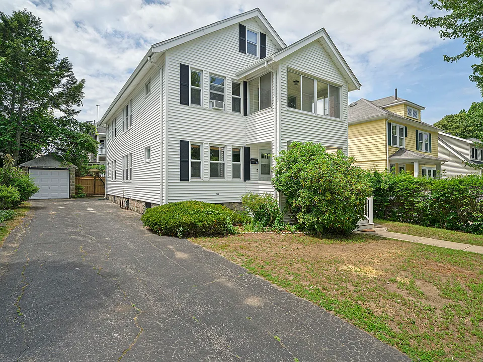 104 Greaton Rd #1